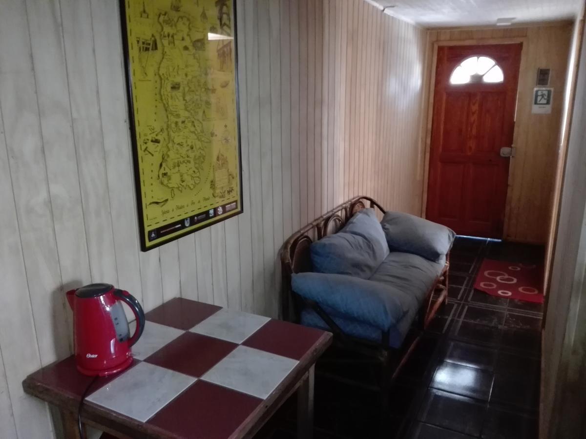 Hospedaje Los Calafates Ancud Eksteriør bilde